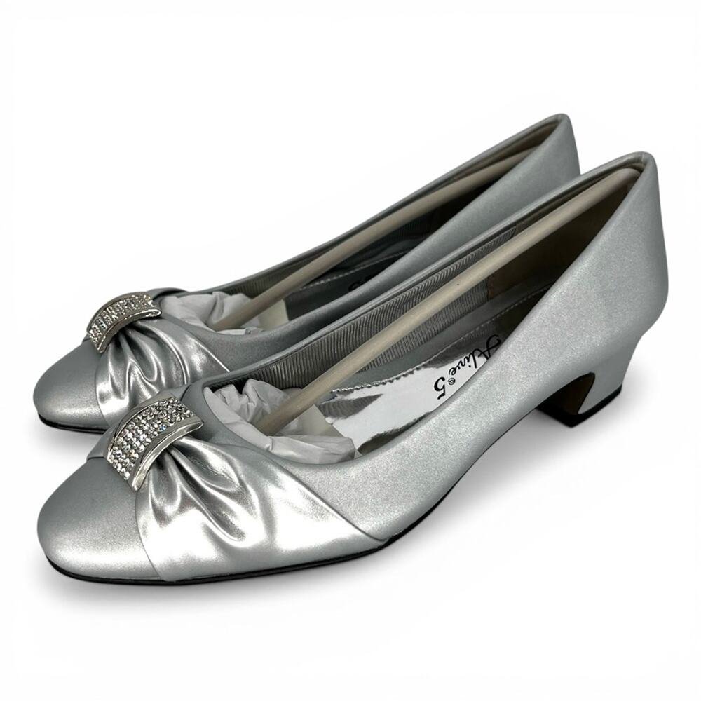 Easy Street Eloise Pump Silver Satin Rhinestone Bow - Size 6 - Picture 2 of 14